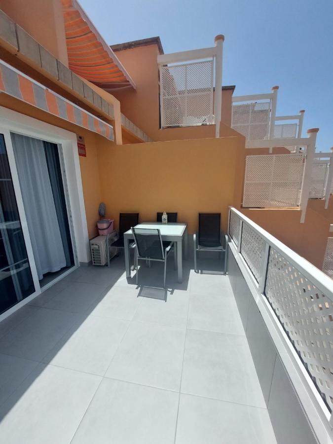 Orlando Luxury Apartament Адехе Екстериор снимка