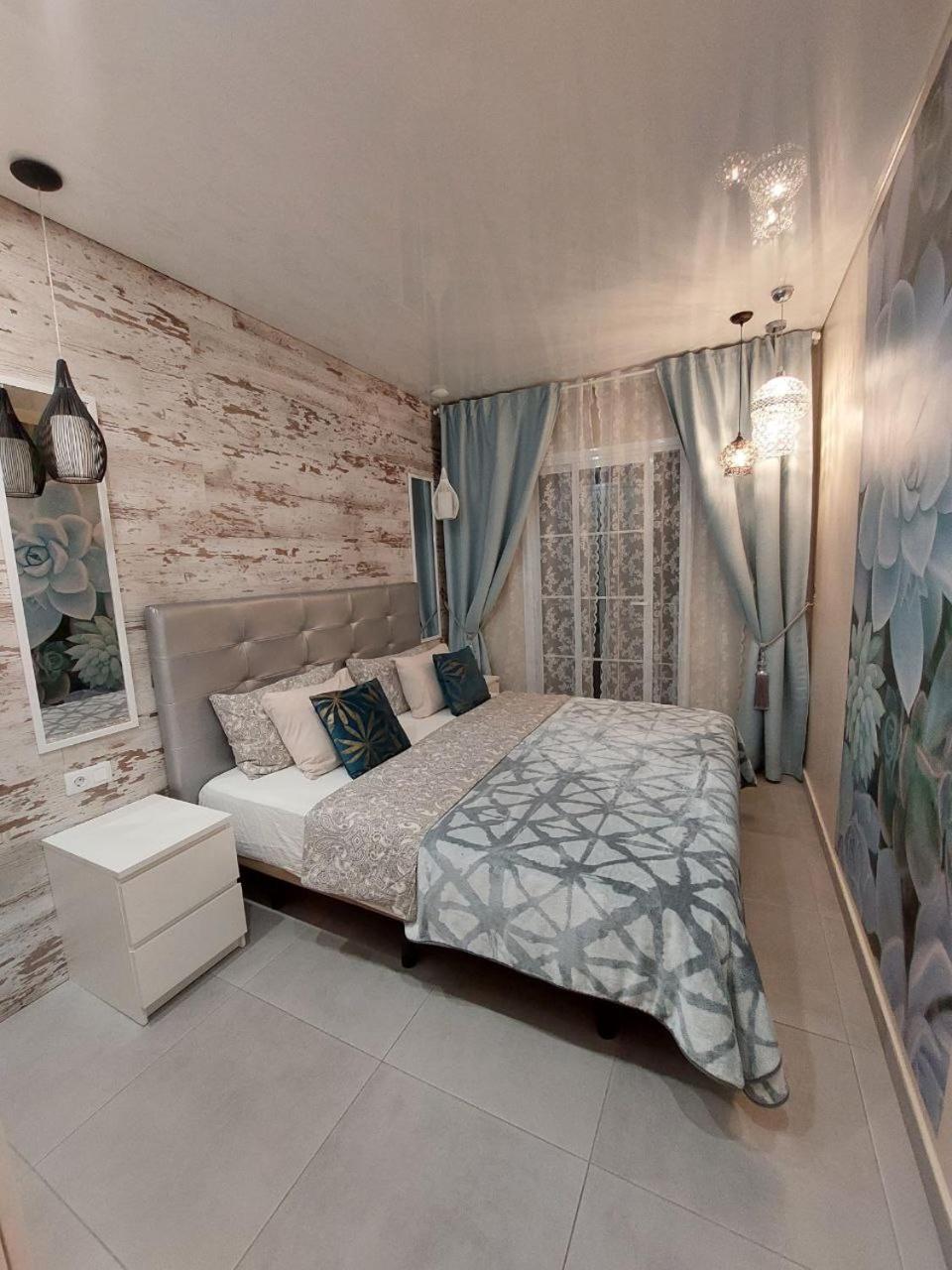 Orlando Luxury Apartament Адехе Екстериор снимка