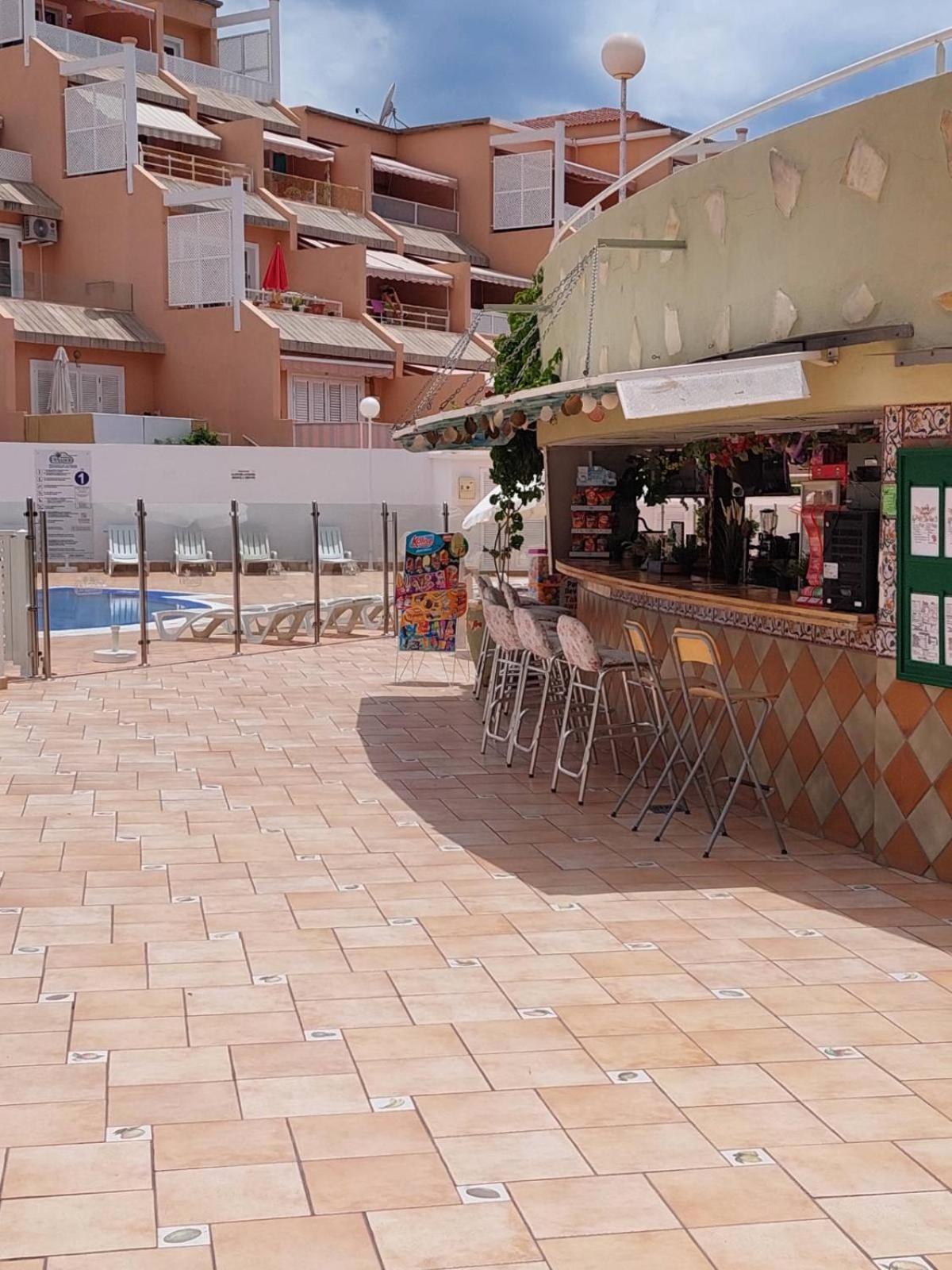 Orlando Luxury Apartament Адехе Екстериор снимка